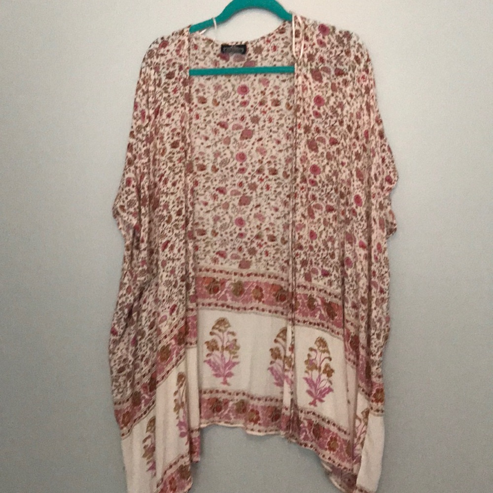 Angie floral kimono